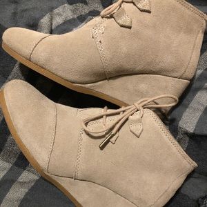 Toms Booties